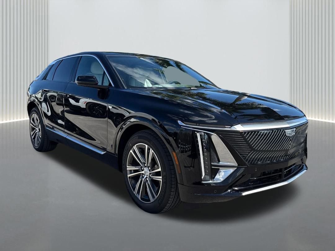 New 2026 Cadillac Lyriq Luxury image 3