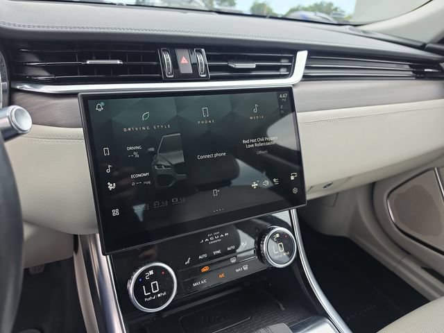 Used 2022 Jaguar XF S RWD image 26