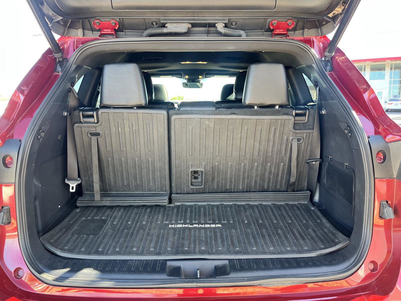 Certified 2022 Toyota Highlander XSE image 5