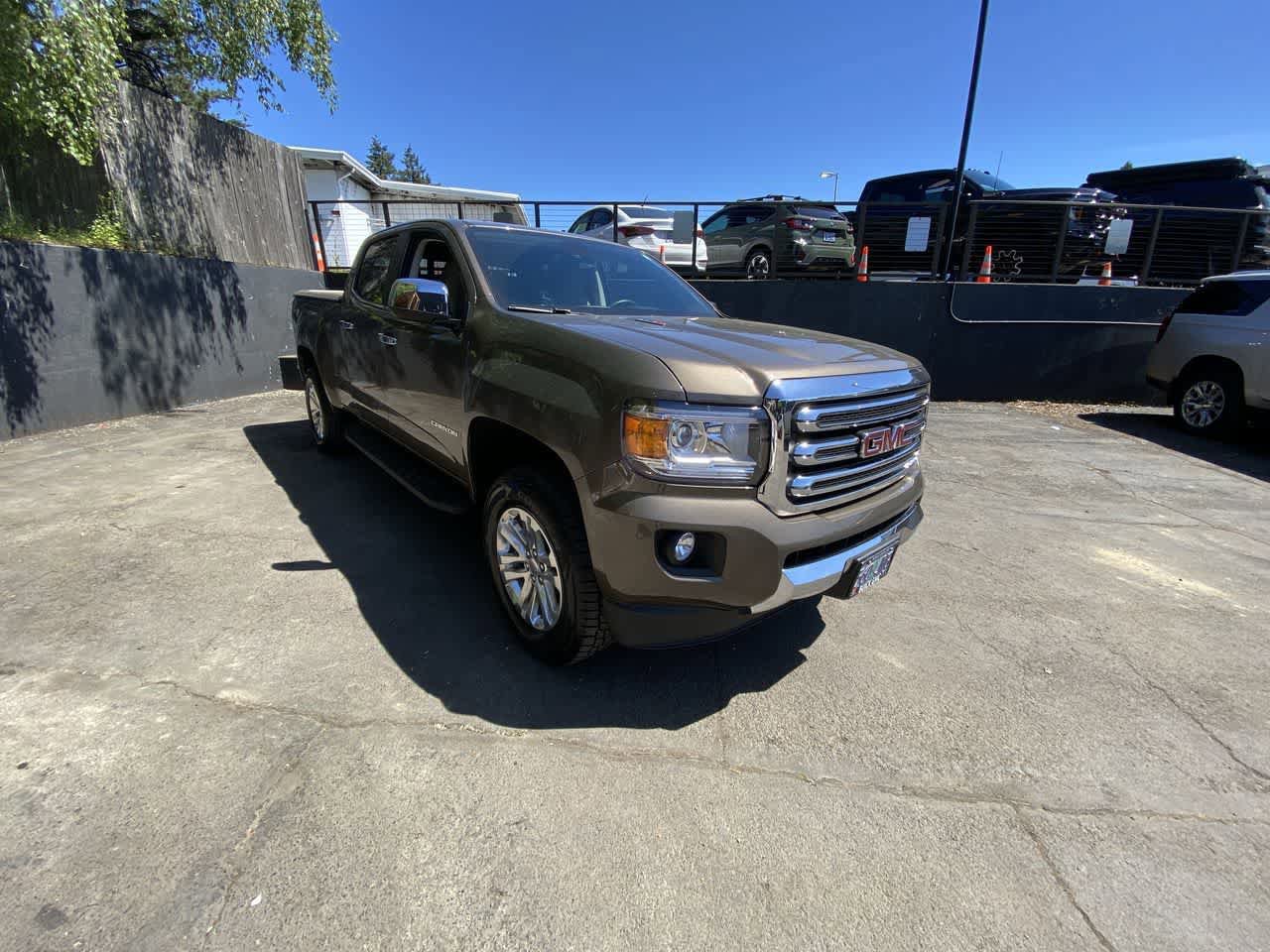 Used 2017 GMC Canyon SLT w/ Driver Alert Package AWD/4WD image 8