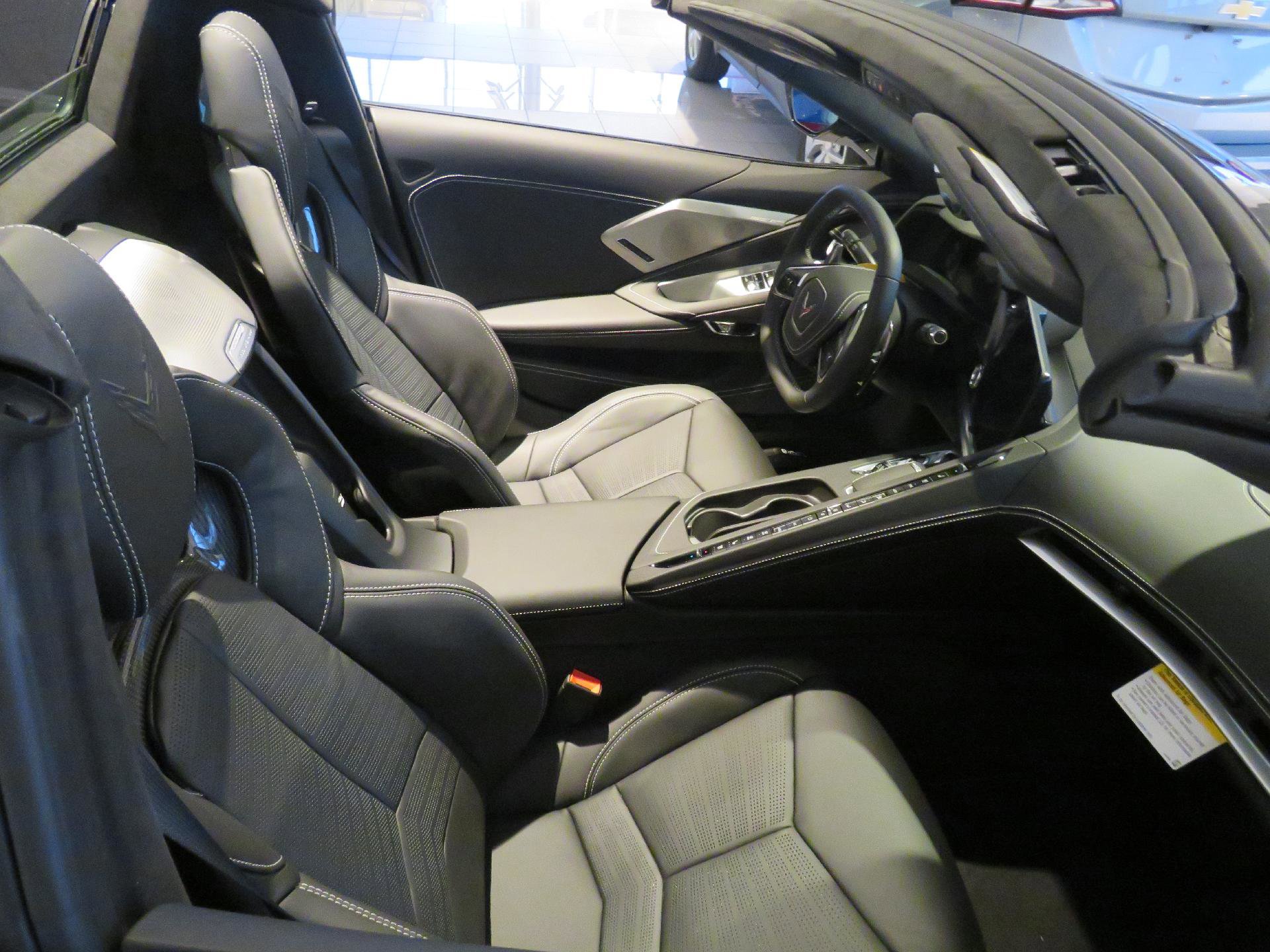 New 2024 Chevrolet Corvette Stingray Premium Conv w/ Z51 Performance Package image 6