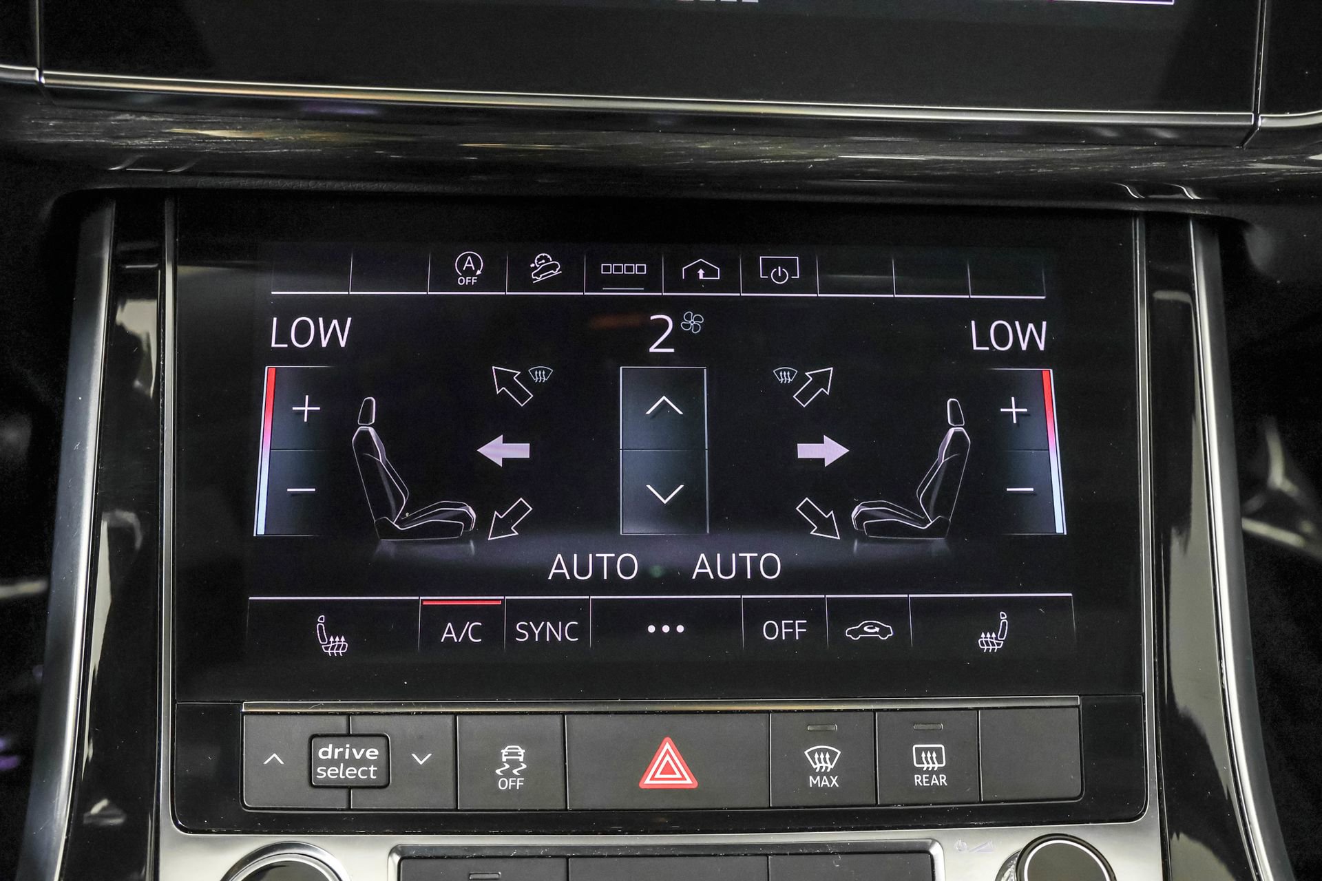 Used 2025 Audi Q7 2.0T Premium image 32