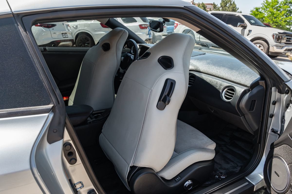 Used 2009 Nissan GT-R Premium AWD/4WD image 19