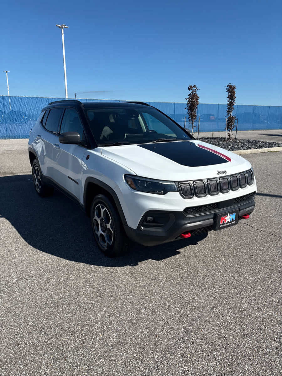 Used 2022 Jeep Compass Trailhawk AWD/4WD image 29