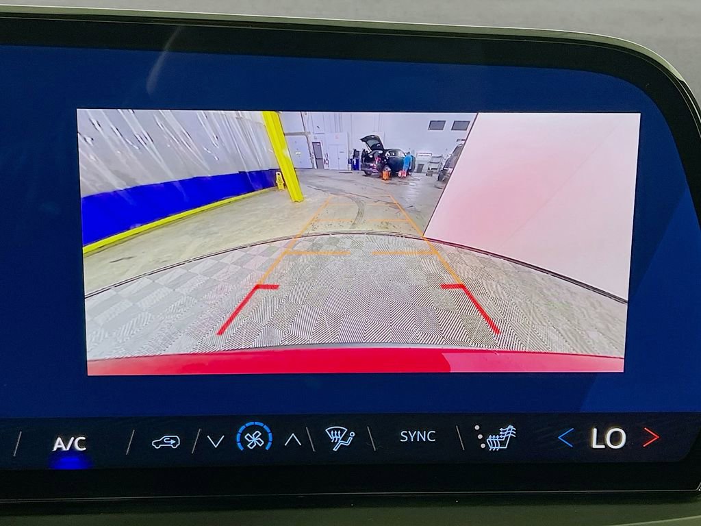 New 2026 Chevrolet Traverse LT w/ LPO, Floor Liner Package image 14