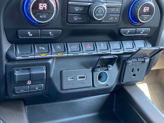 Used 2021 Chevrolet Silverado 1500 LT Trail Boss w/ Convenience Package II image 16