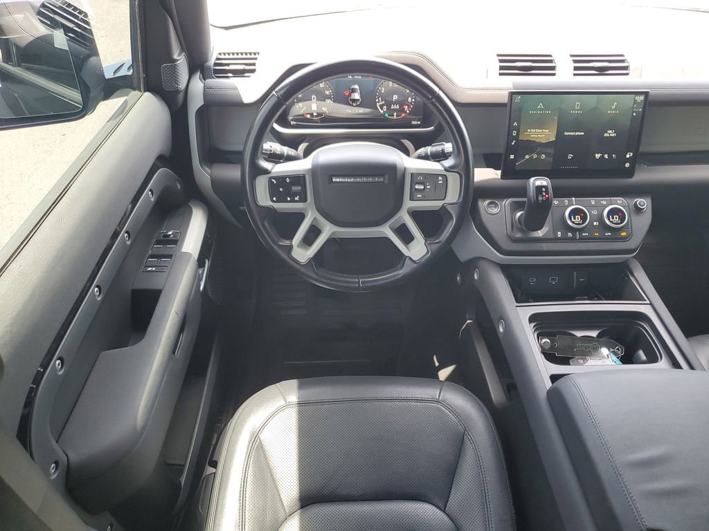 Used 2022 Land Rover Defender 110 S AWD/4WD image 15
