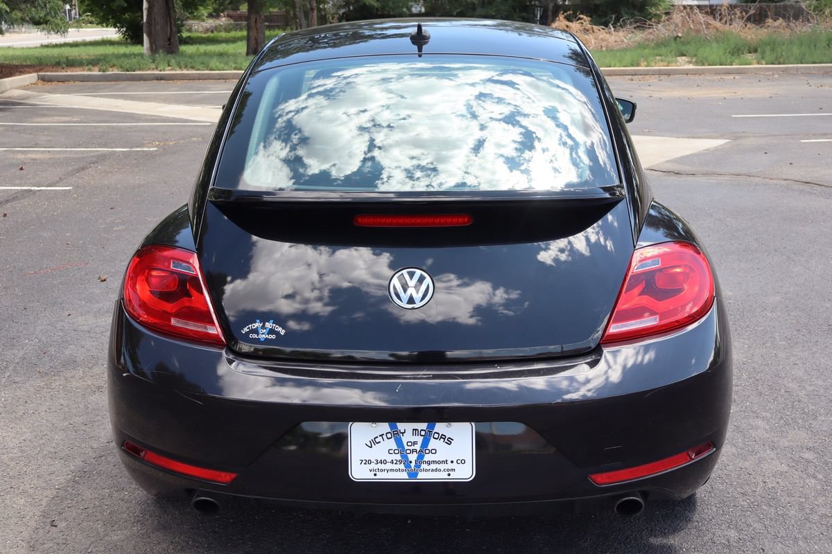 Used 2013 Volkswagen Beetle 2.0T FWD image 6