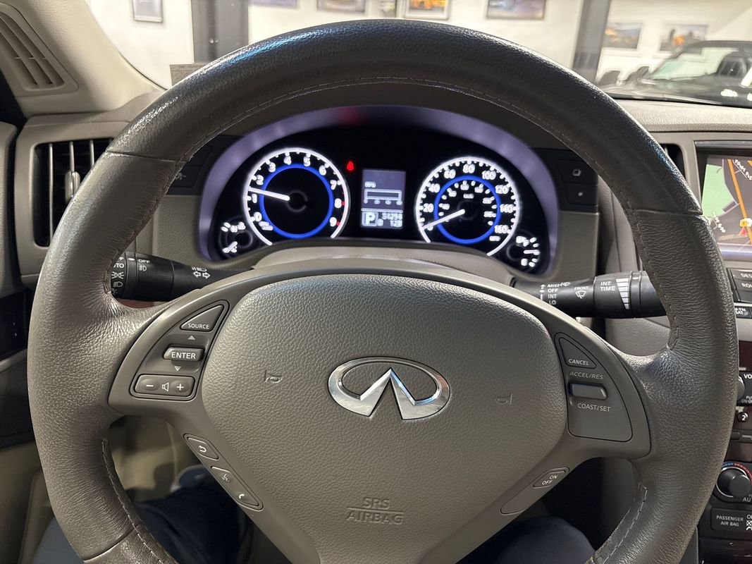 Used 2013 INFINITI G37 Sport w/ Premium Pkg image 39