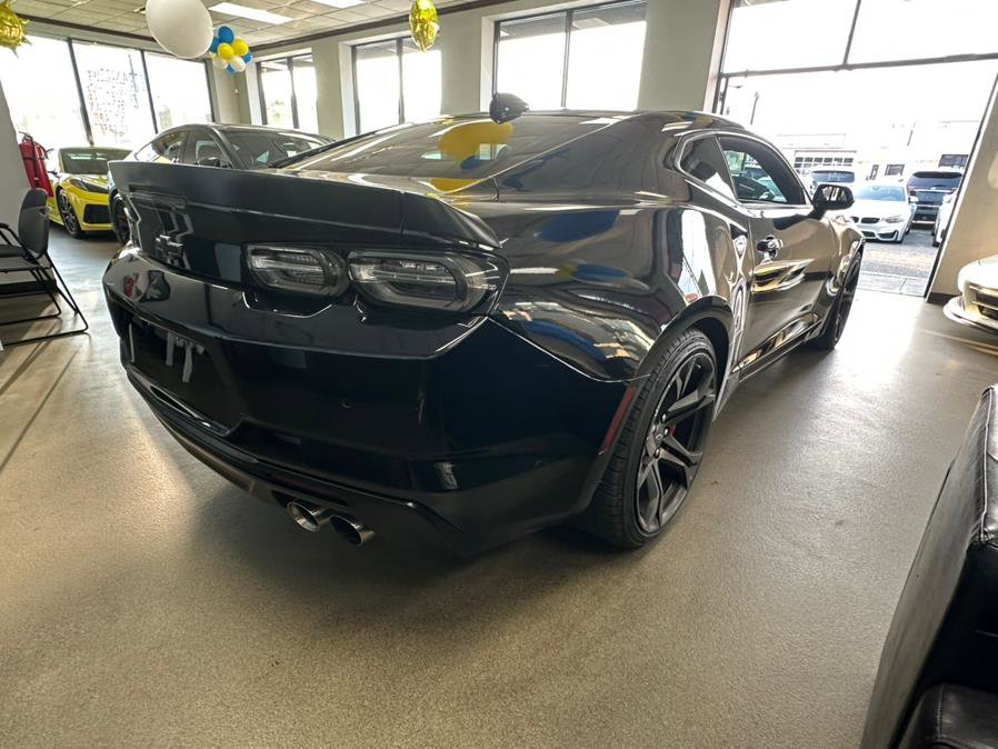 Used 2021 Chevrolet Camaro SS image 10