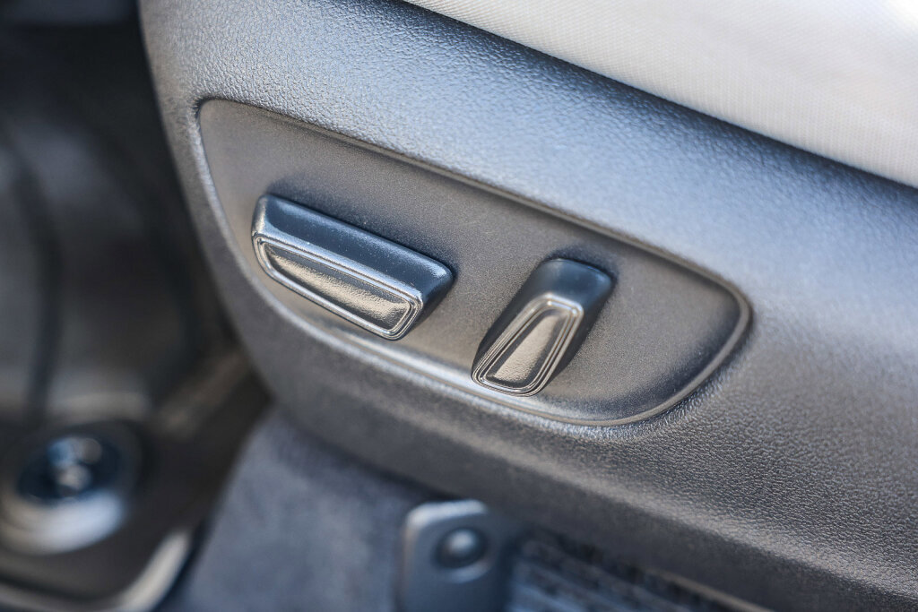 Certified 2026 Toyota Sienna LE image 13