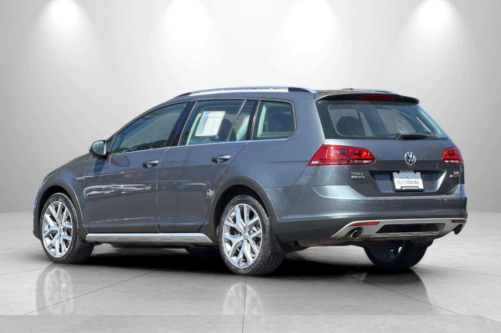 Used 2017 Volkswagen Golf Alltrack SEL AWD/4WD image 6