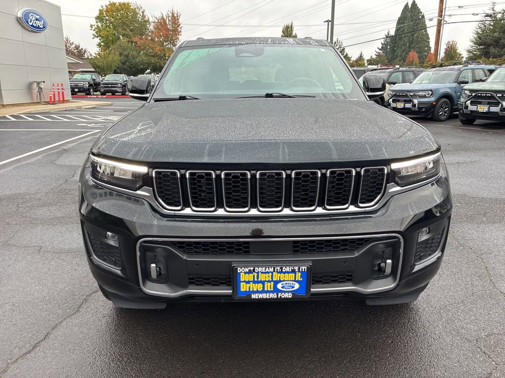 Used 2022 Jeep Grand Cherokee Overland w/ MOPAR Finishing Package AWD/4WD image 2