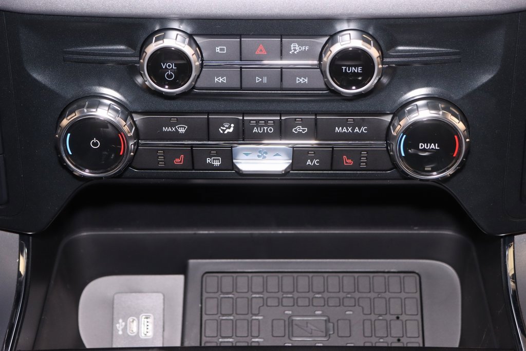 New 2025 Ford F150 XLT w/ Equipment Group 303A High image 23