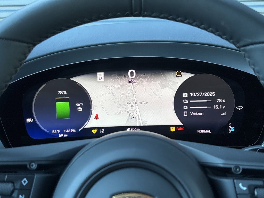 Certified 2025 Porsche Macan 4S Electric AWD/4WD image 17