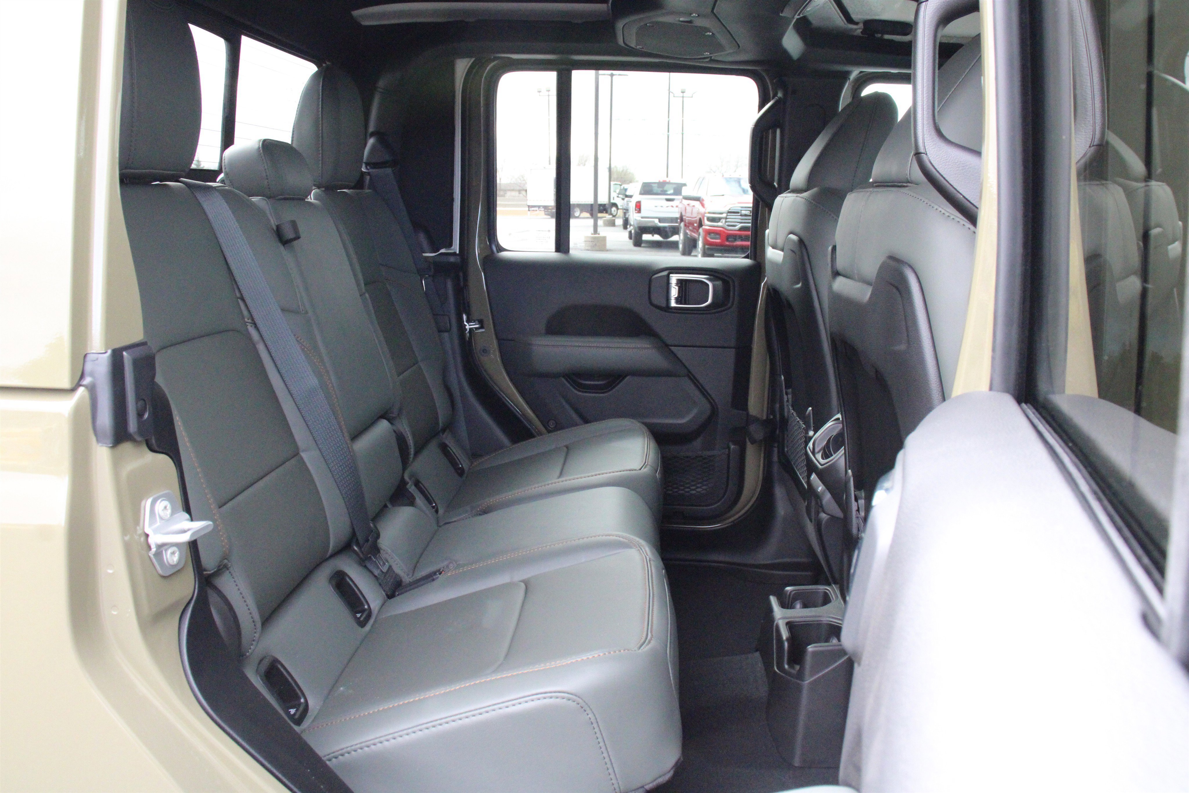 New 2026 Jeep Gladiator Mojave image 28