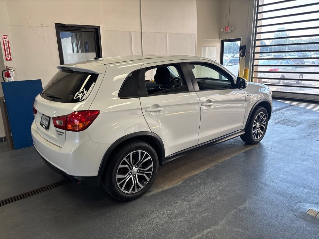 Used 2016 Mitsubishi Outlander Sport ES FWD image 8