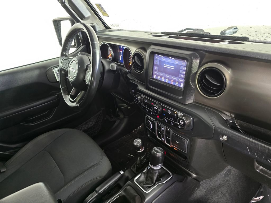 Used 2018 Jeep Wrangler Unlimited Sport S AWD/4WD image 10