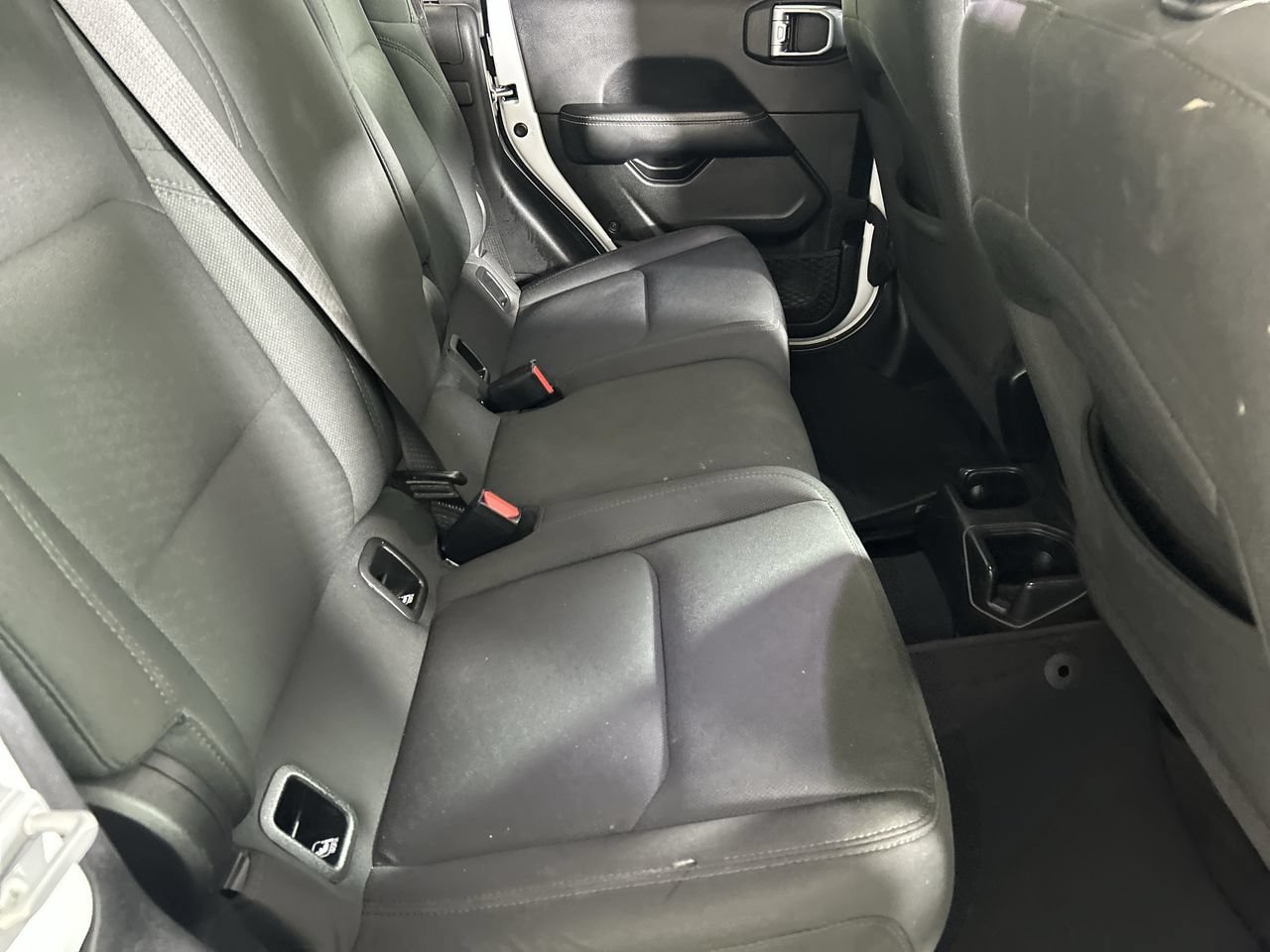 Used 2022 Jeep Gladiator Overland AWD/4WD image 24