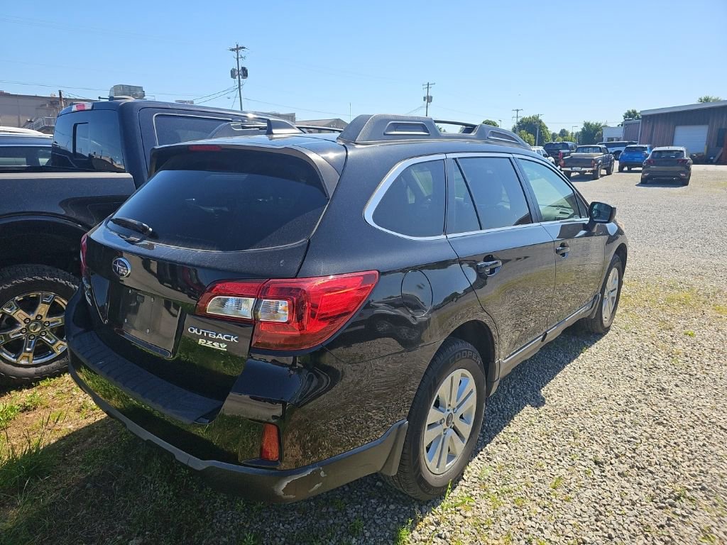 Used 2017 Subaru Outback 2.5i Premium w/ Popular Package #2 AWD/4WD image 8