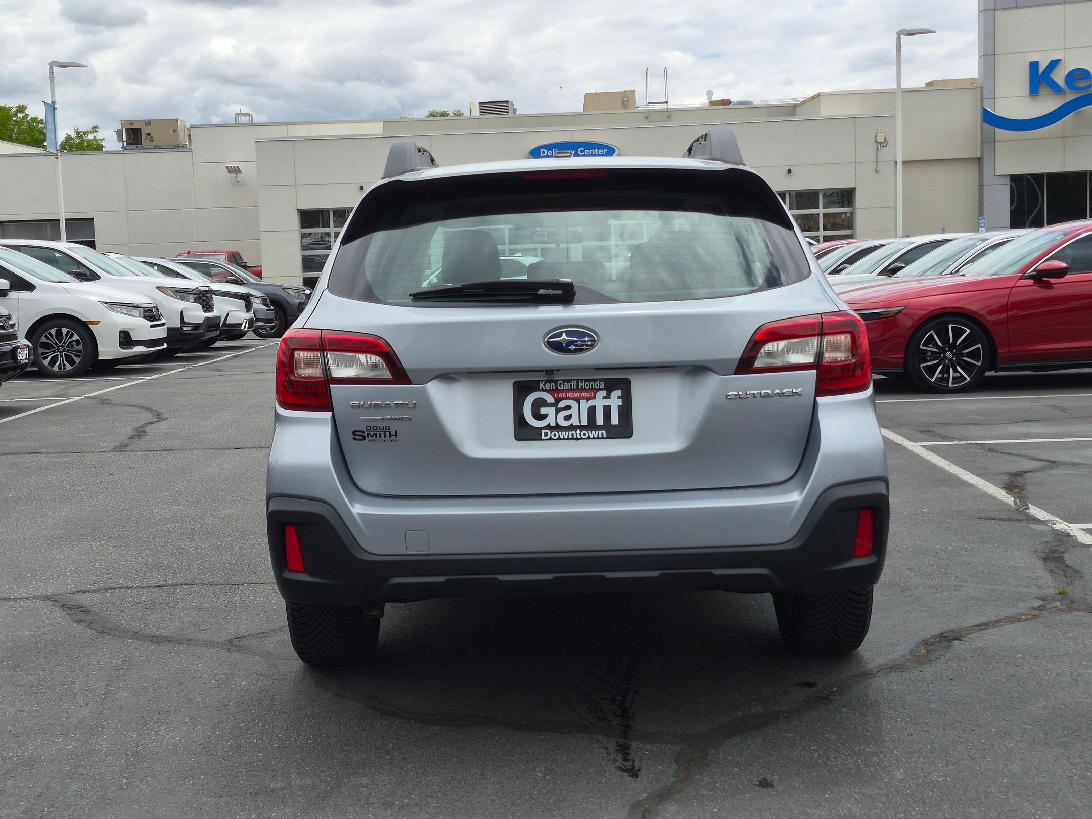 Used 2019 Subaru Outback 2.5i AWD/4WD image 7