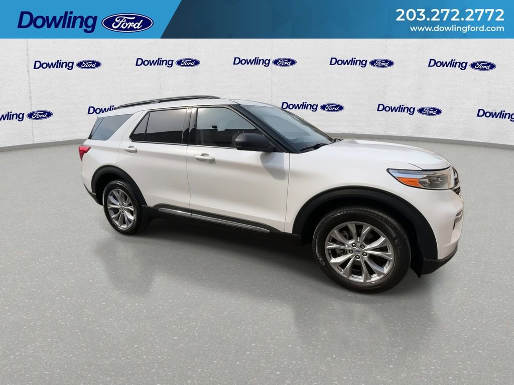 Used 2023 Ford Explorer XLT w/ Equipment Group 202A image 5