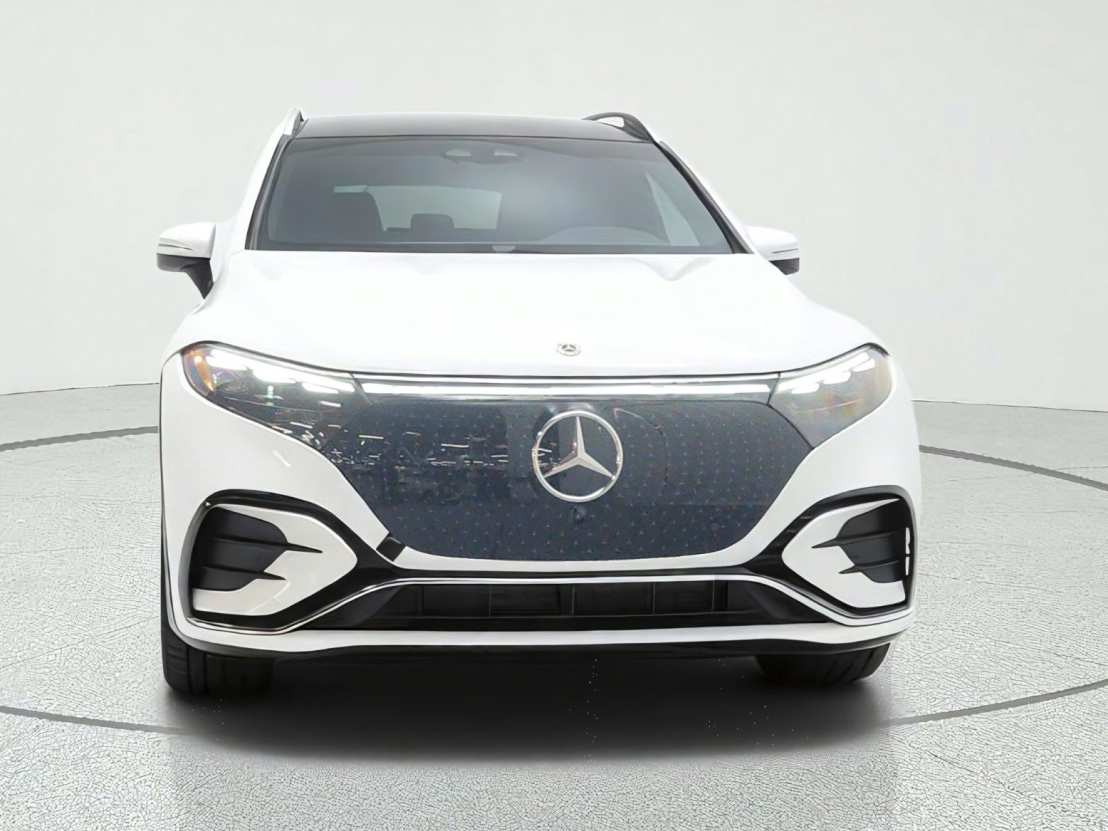 New 2027 Mercedes-Benz EQS 400 4MATIC SUV image 2