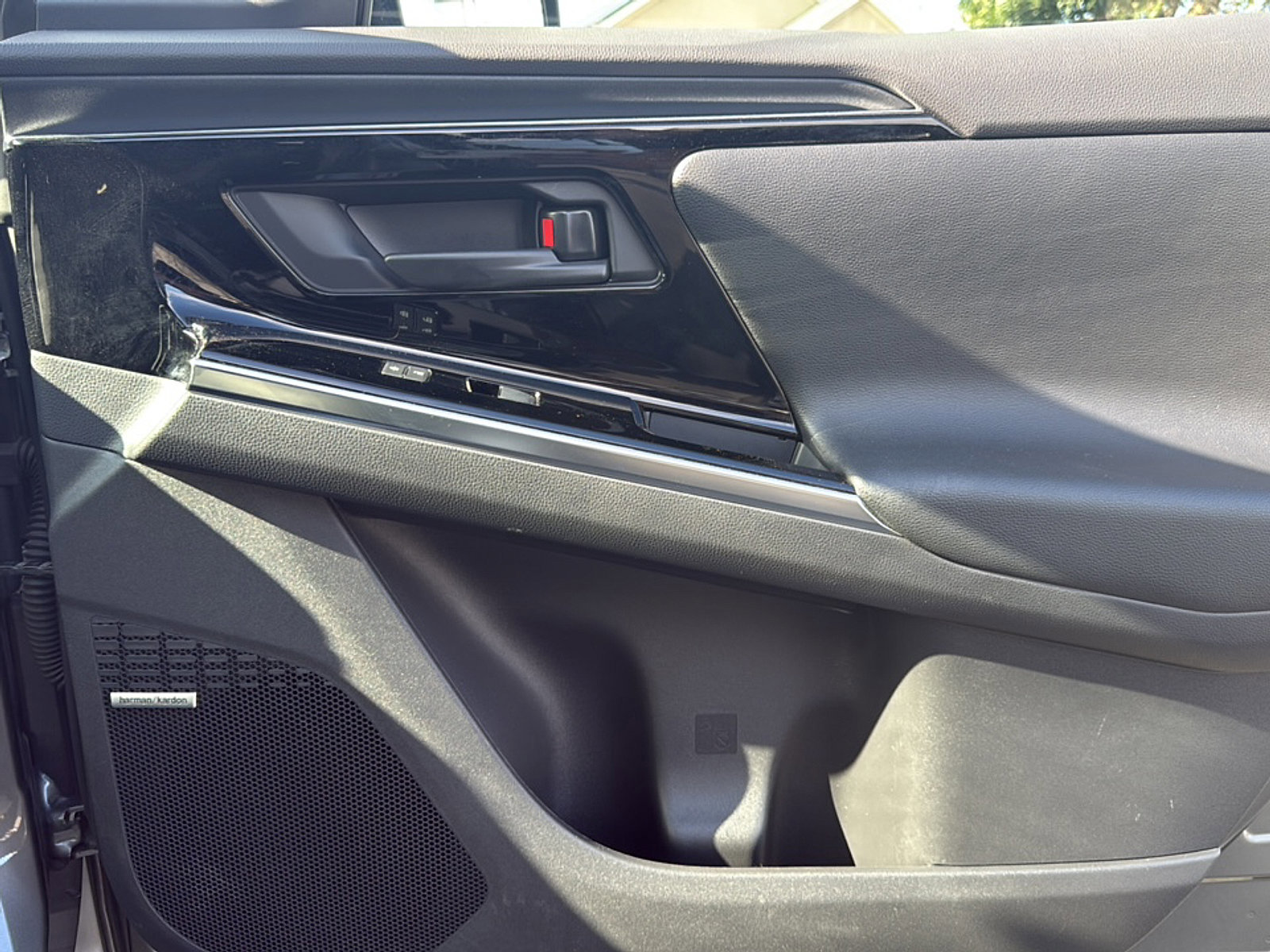 Certified 2023 Subaru Solterra AWD image 44