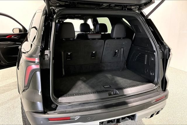 Used 2024 Chevrolet Traverse Z71 AWD/4WD image 44