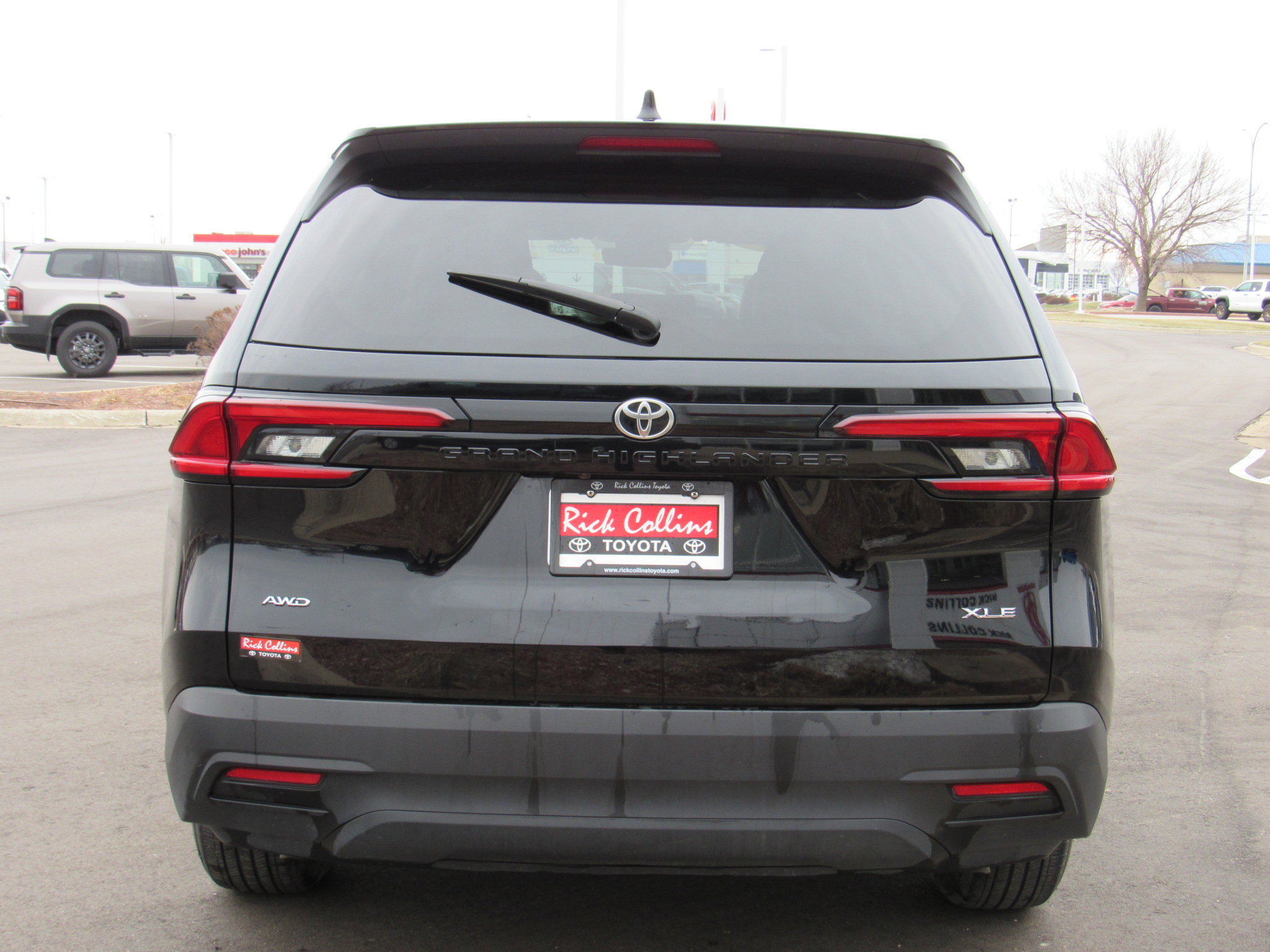 Used 2025 Toyota Grand Highlander XLE image 7