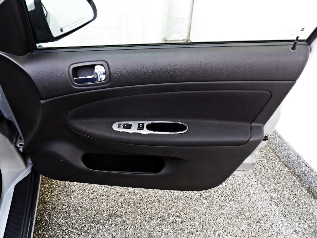 Used 2010 Chevrolet Cobalt LT FWD image 11