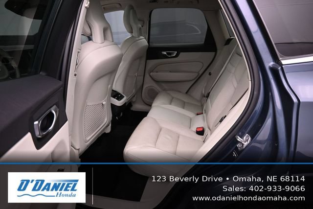 Used 2018 Volvo XC60 T5 Inscription AWD/4WD image 36