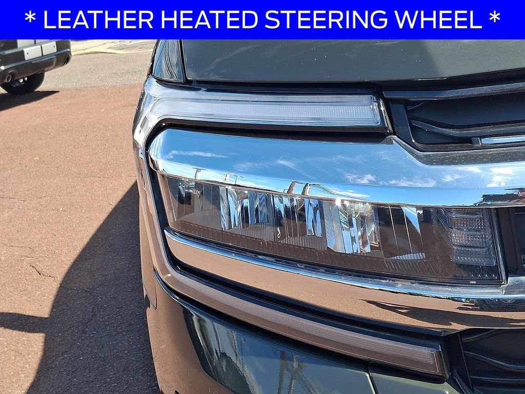 Used 2023 Ford Expedition Limited AWD/4WD image 9