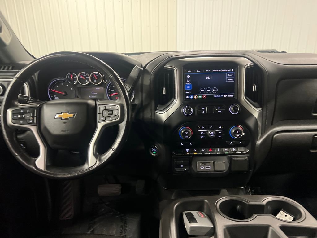 Used 2022 Chevrolet Silverado 3500 LT w/ Convenience Package image 16