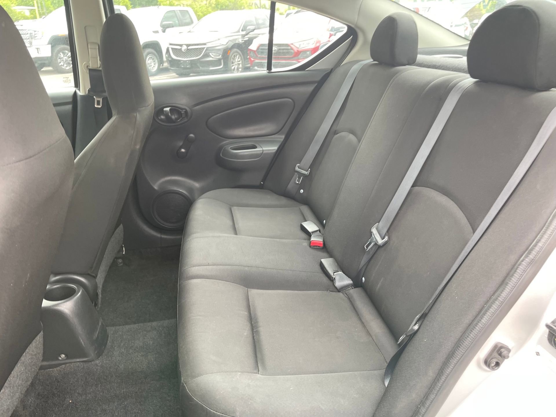 Used 2015 Nissan Versa S FWD image 22