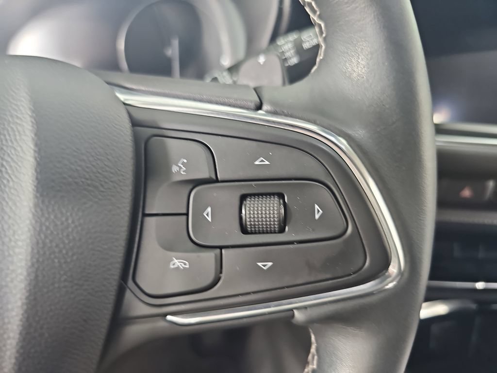 Certified 2023 Buick Envision Preferred FWD image 25