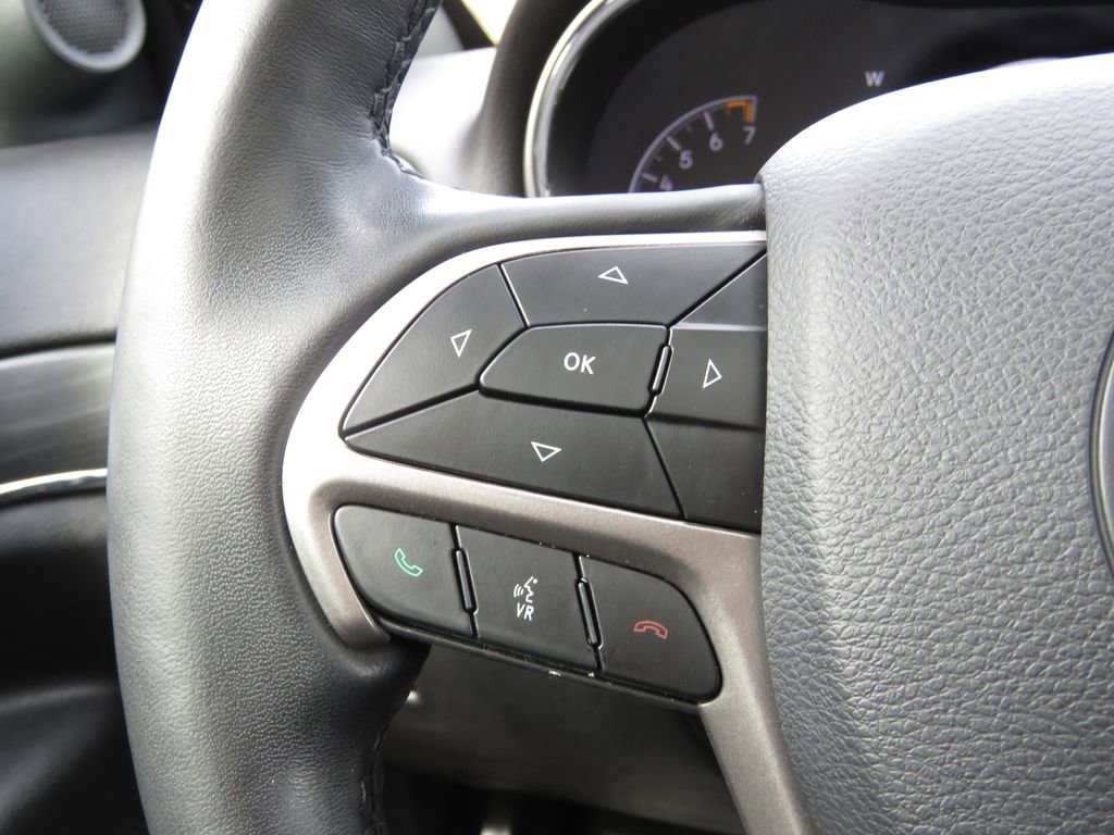Used 2019 Jeep Grand Cherokee Limited AWD/4WD image 22