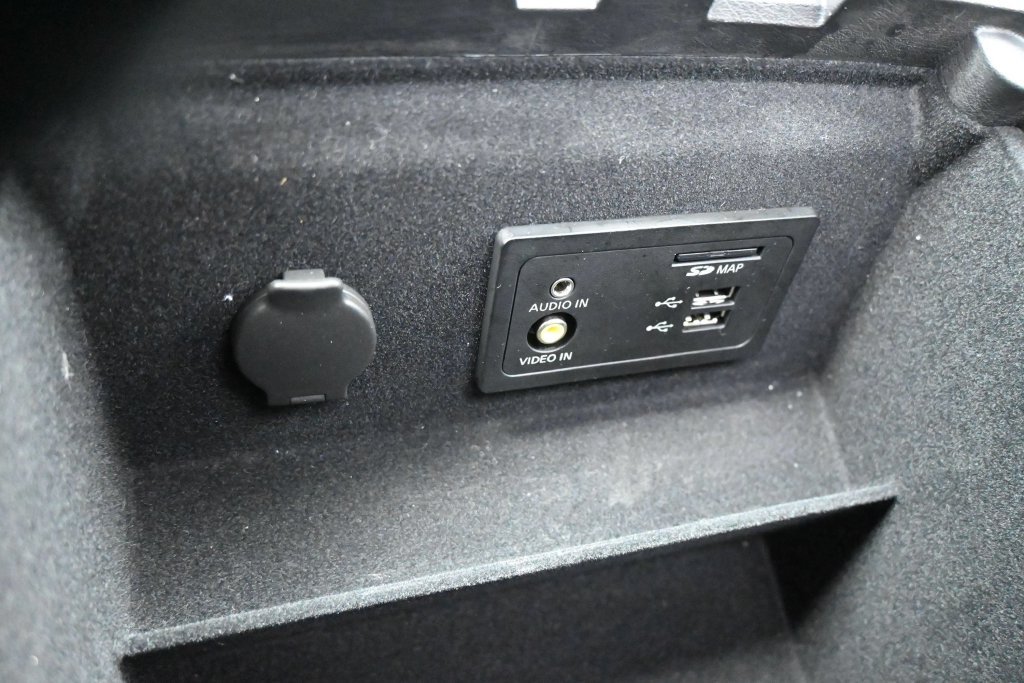 Used 2020 INFINITI QX60 Luxe w/ Essential Package FWD image 18
