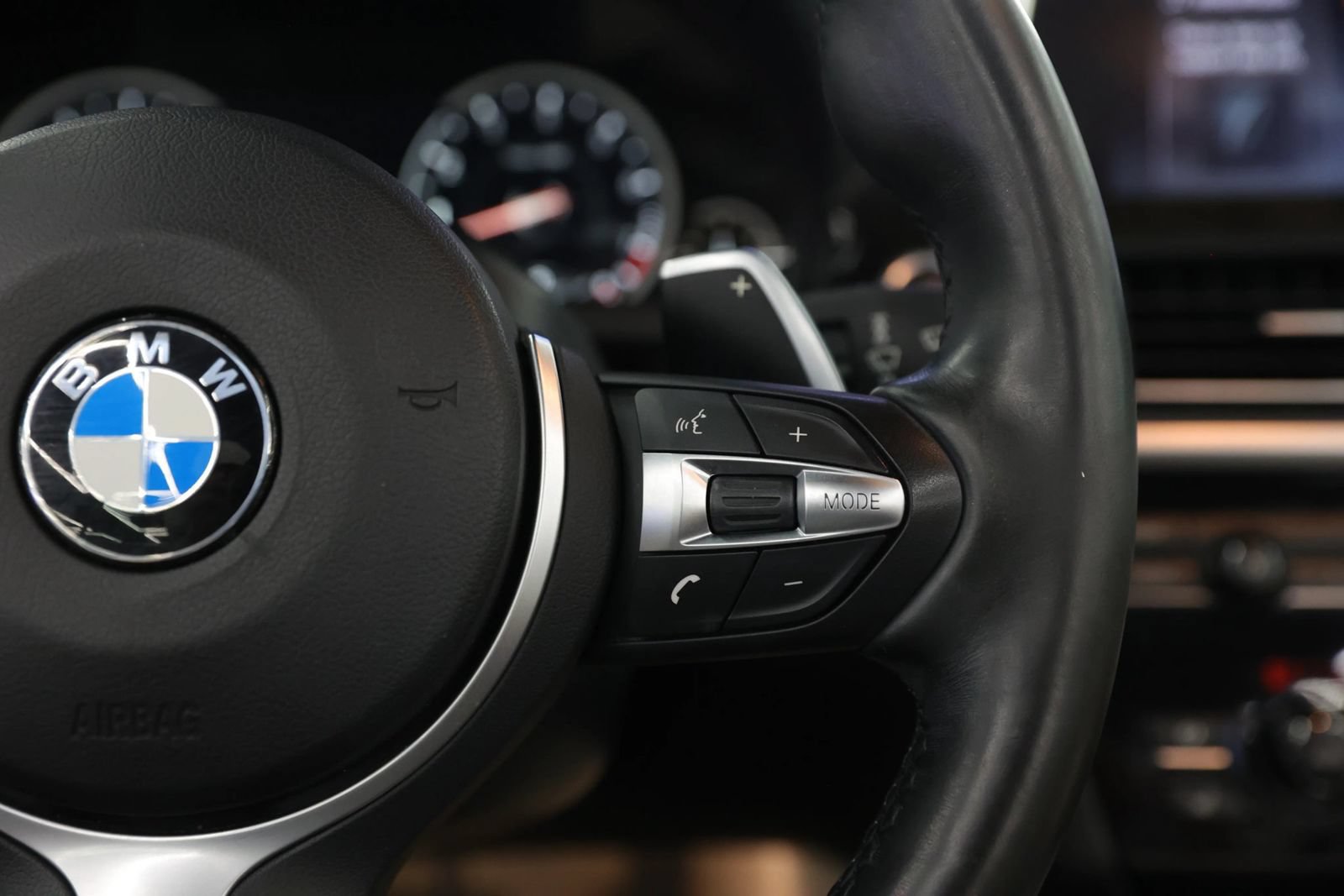 Used 2018 BMW 640i Convertible RWD image 35