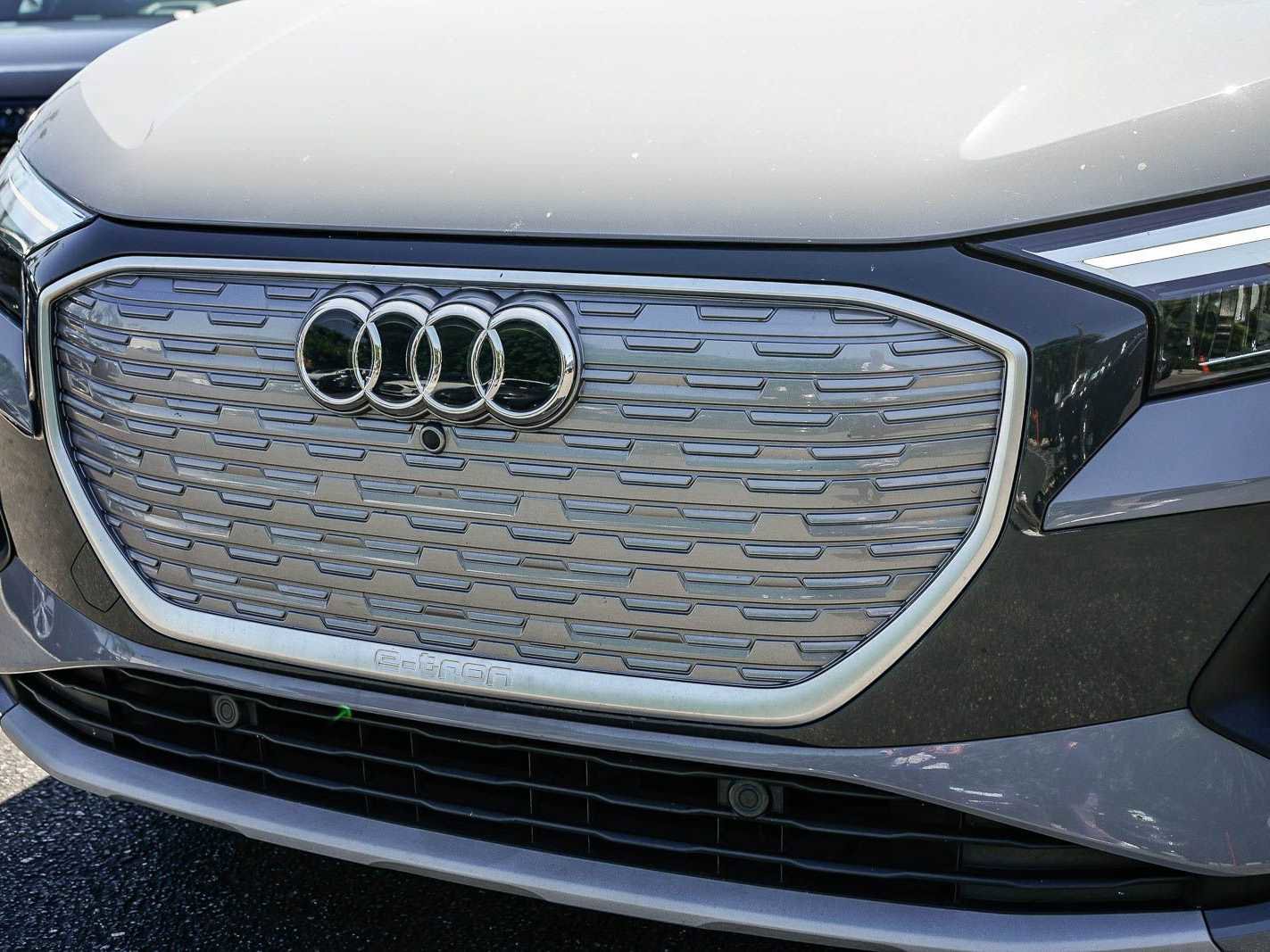 Used 2023 Audi Q4 e-tron Premium Plus w/ Premium Plus RWD image 8