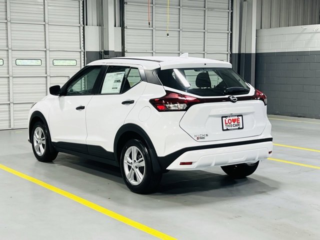 New 2025 Nissan Kicks Play S image 12