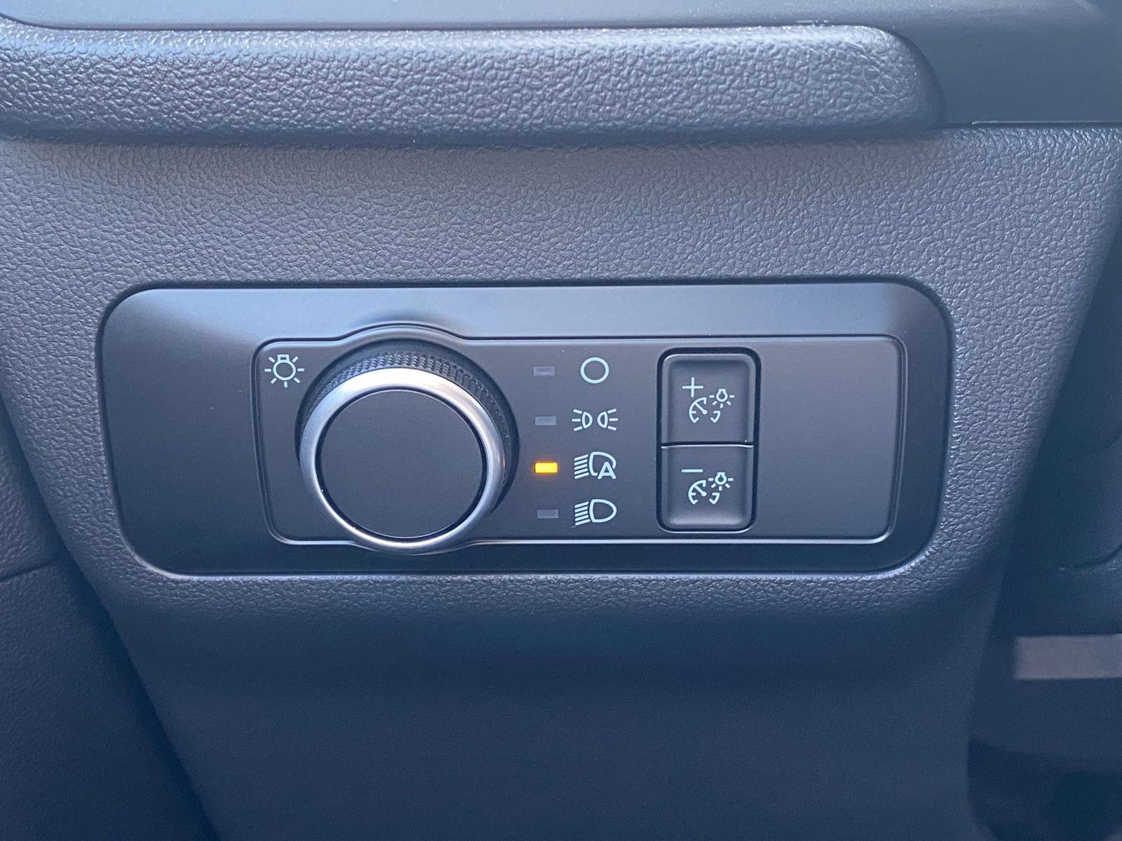 Used 2025 Ford Escape Active FWD image 19