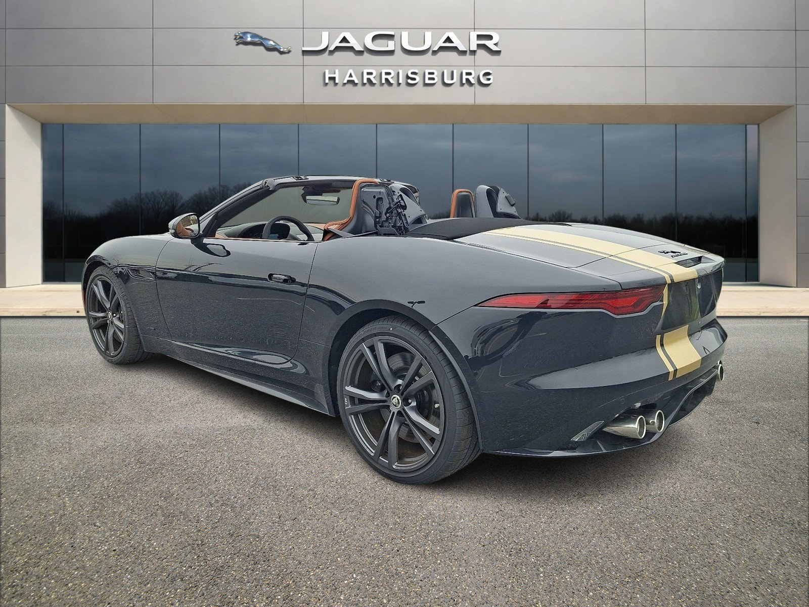 New 2024 Jaguar F-TYPE R AWD/4WD image 2