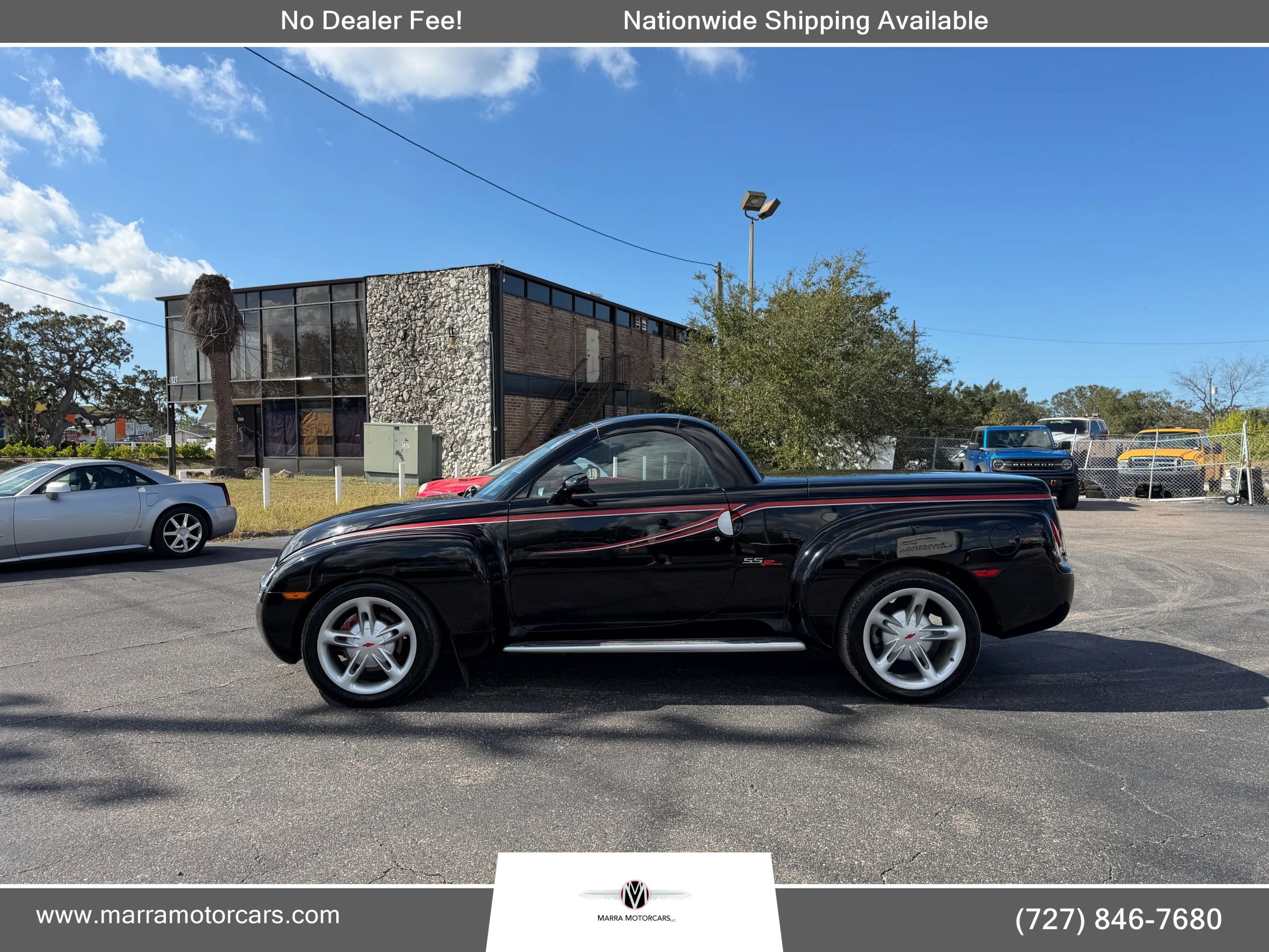 Used 2004 Chevrolet SSR w/ Preferred Equipment Group RWD image 5