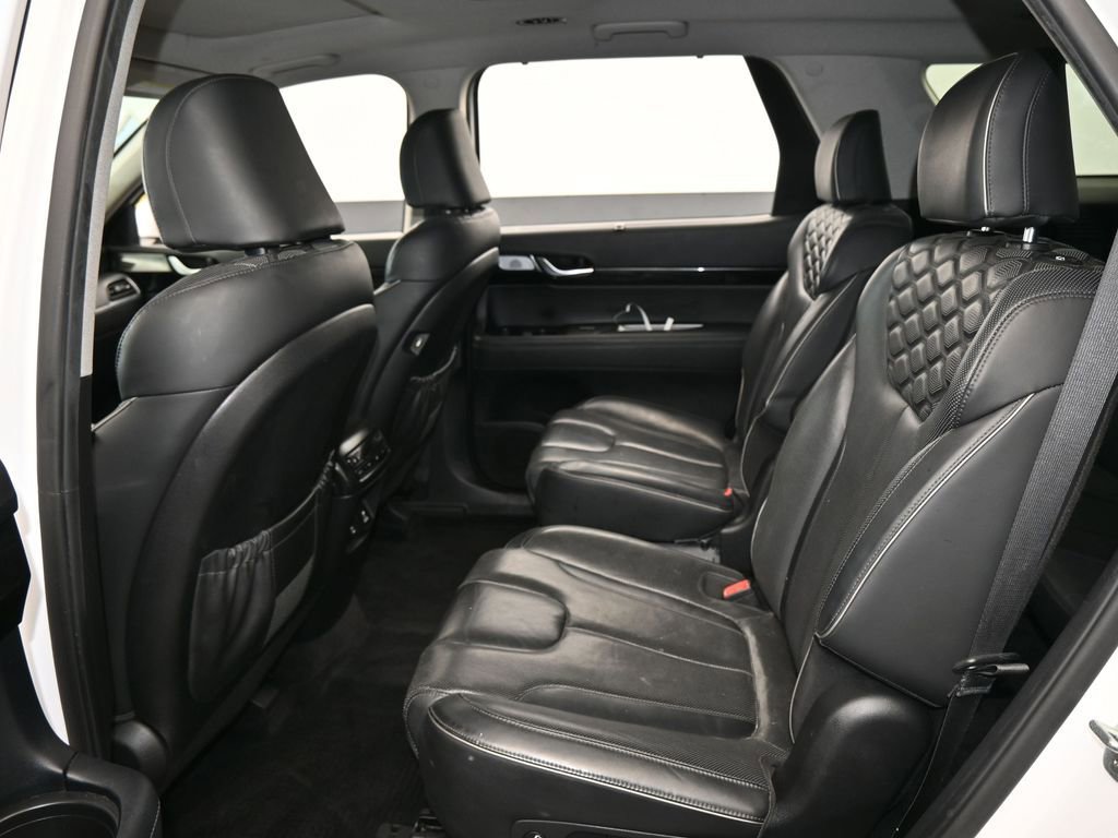 Used 2021 Hyundai Palisade Limited w/ Winter Package image 41