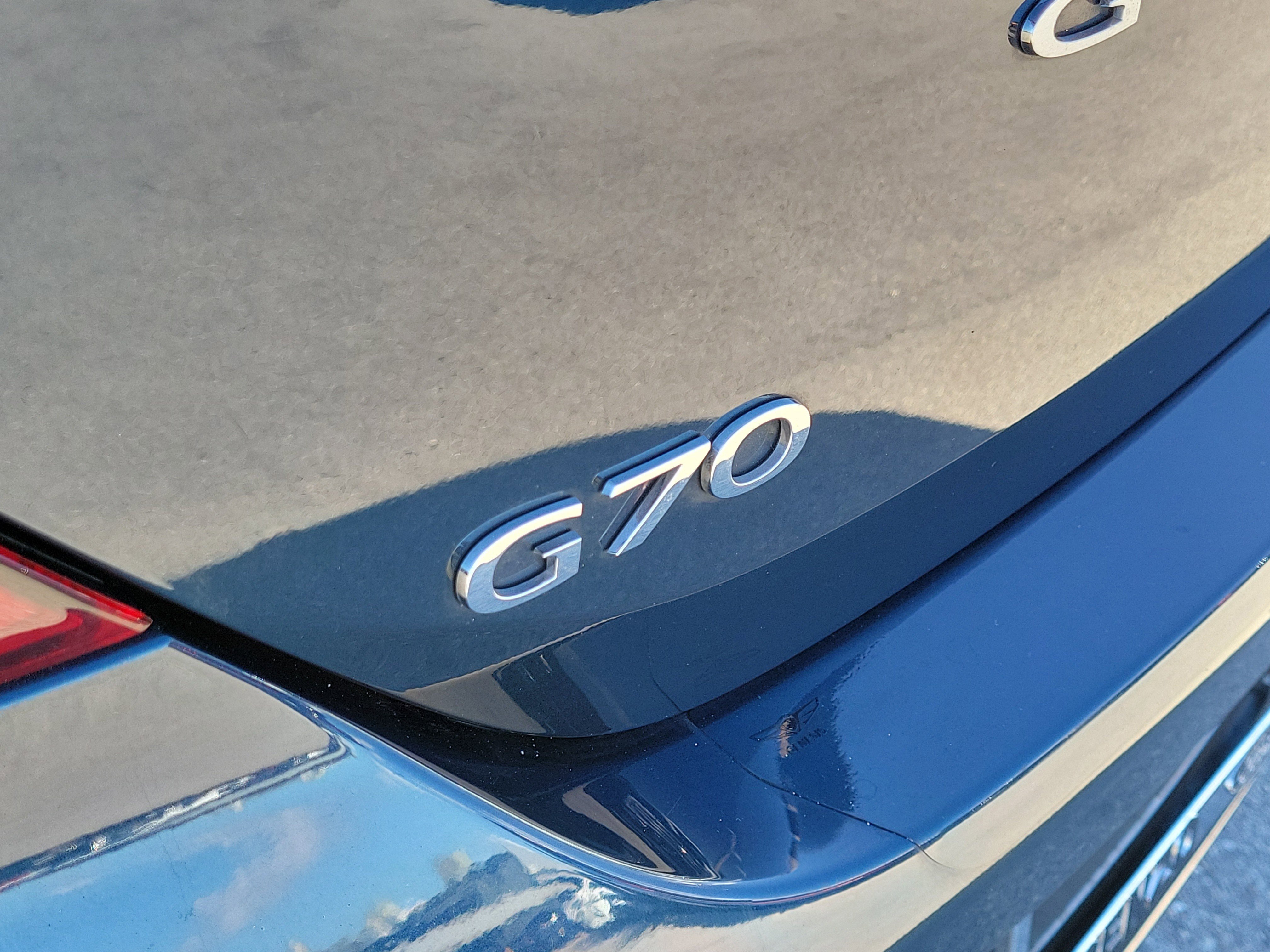 Used 2023 Genesis G70 2.0T image 31