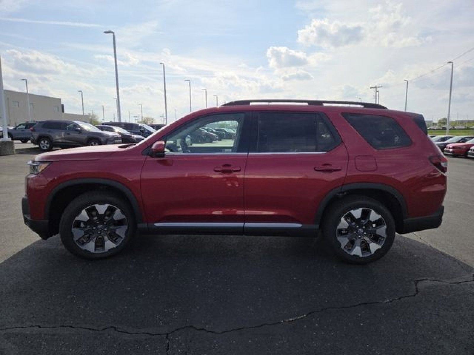 New 2026 Honda Pilot Touring image 7