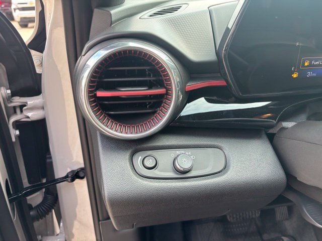 New 2026 Chevrolet Trax RS w/ Sunroof Package FWD image 21
