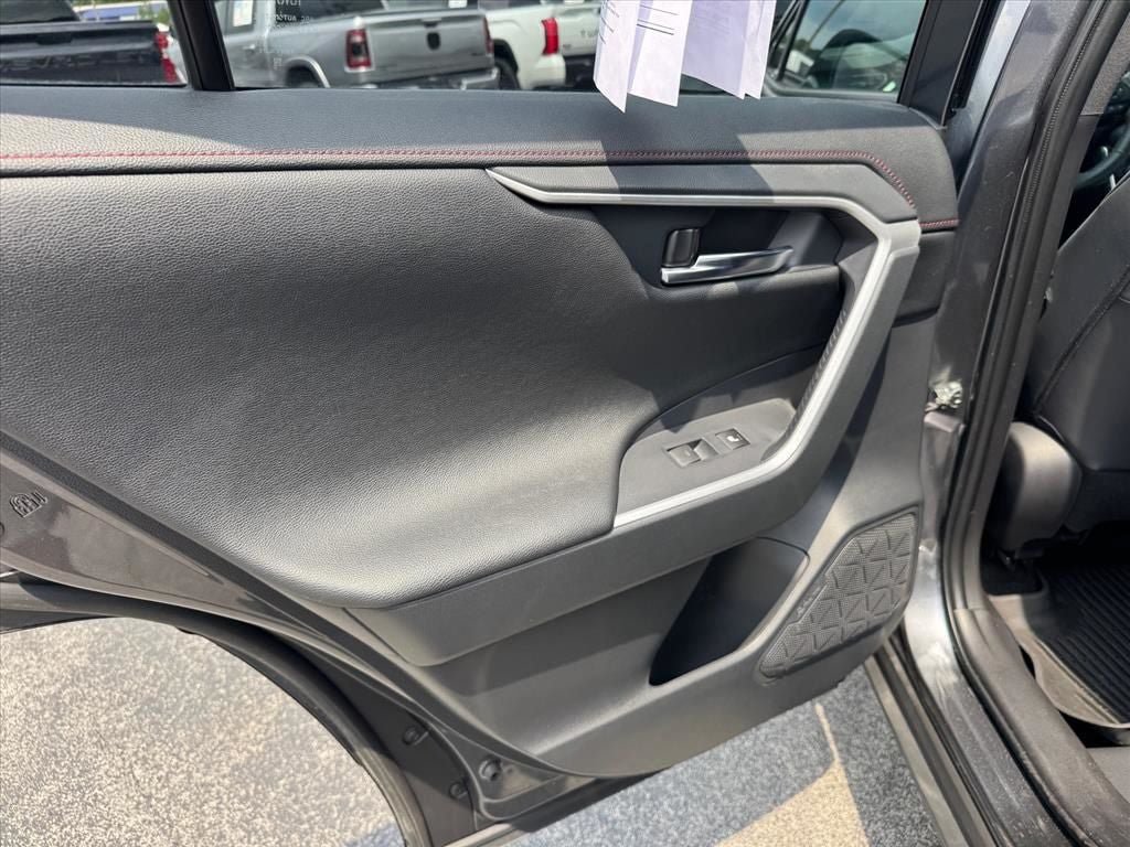 Used 2024 Toyota RAV4 XSE w/ Weather Package AWD/4WD image 17