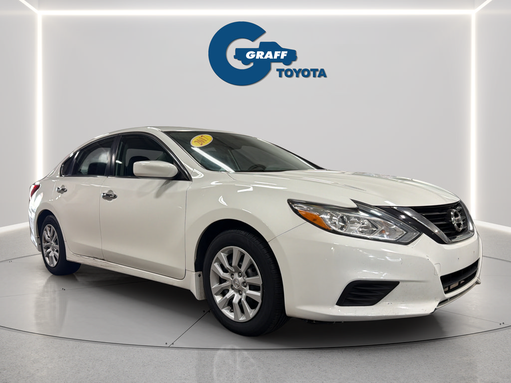 Used 2017 Nissan Altima 2.5 S w/ Power Driver Seat Package FWD image 10